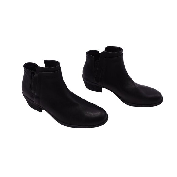 NWOB BOC by Born Grover Ankle Bootie Boots Sz 9.5M Black Slip On Faux Leather - Picture 1 of 11